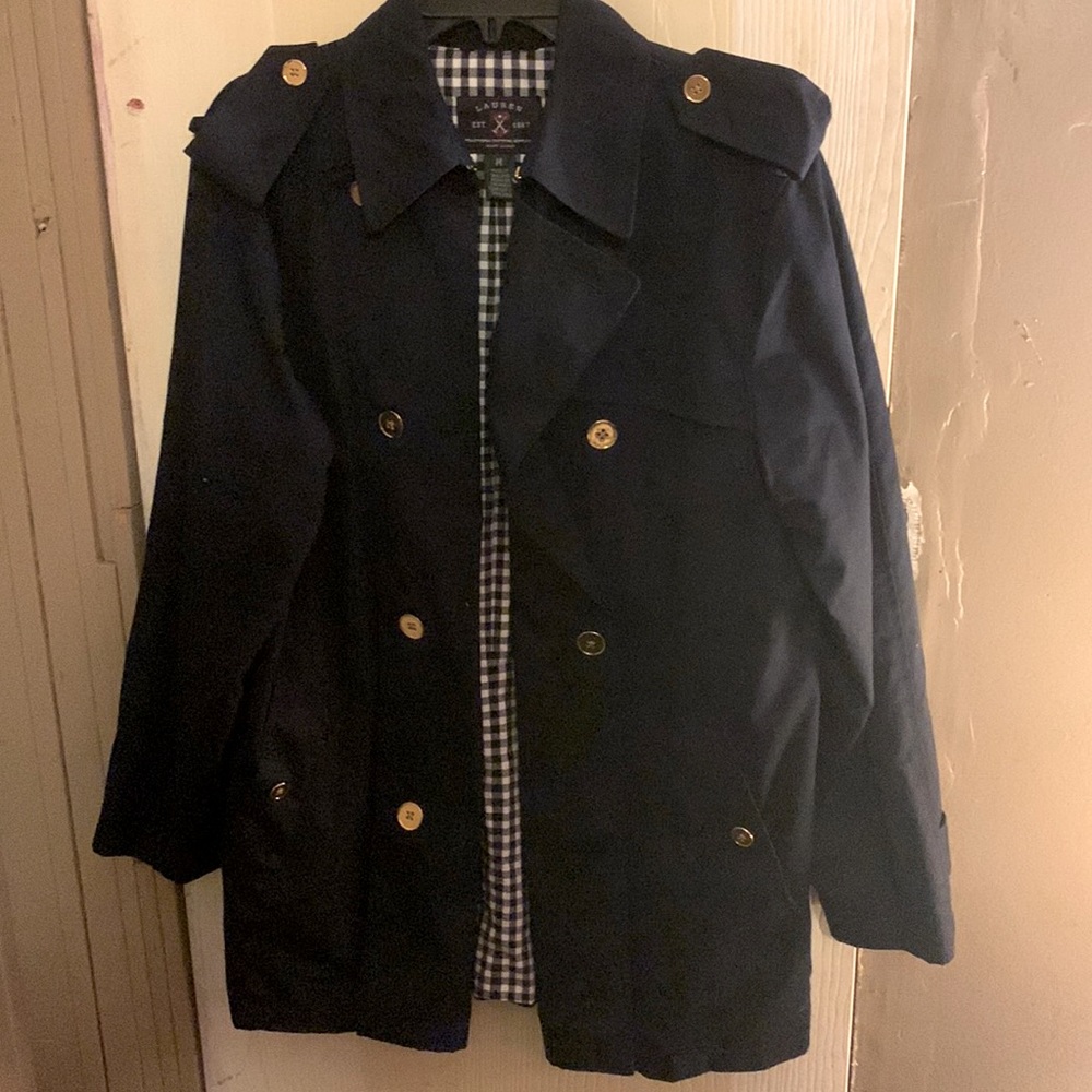 Women’s medium size blue trench with gold buttons.